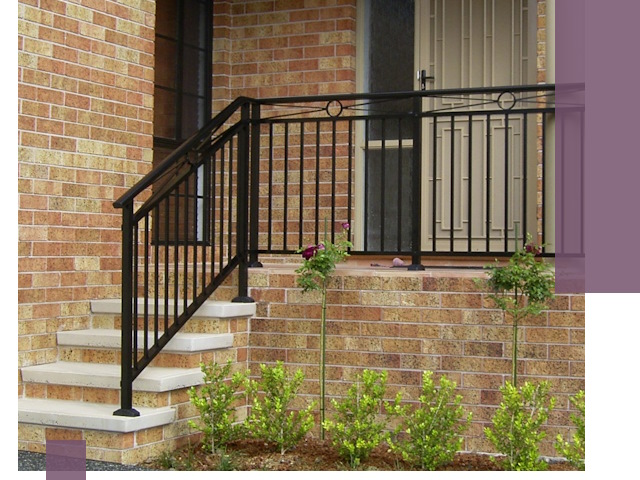 Уличные перила из металла под ключ в Славгороде
